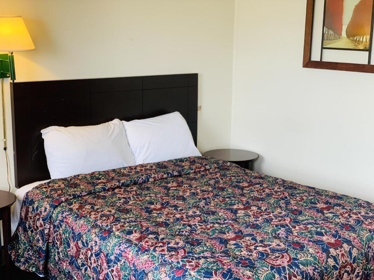 Express Inn Lakehurst Zewnętrze zdjęcie
