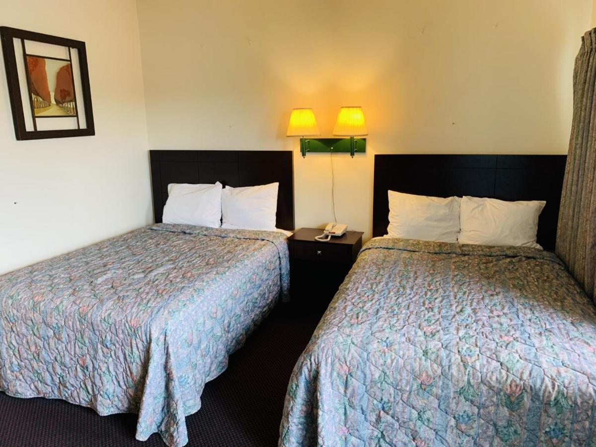Express Inn Lakehurst Zewnętrze zdjęcie